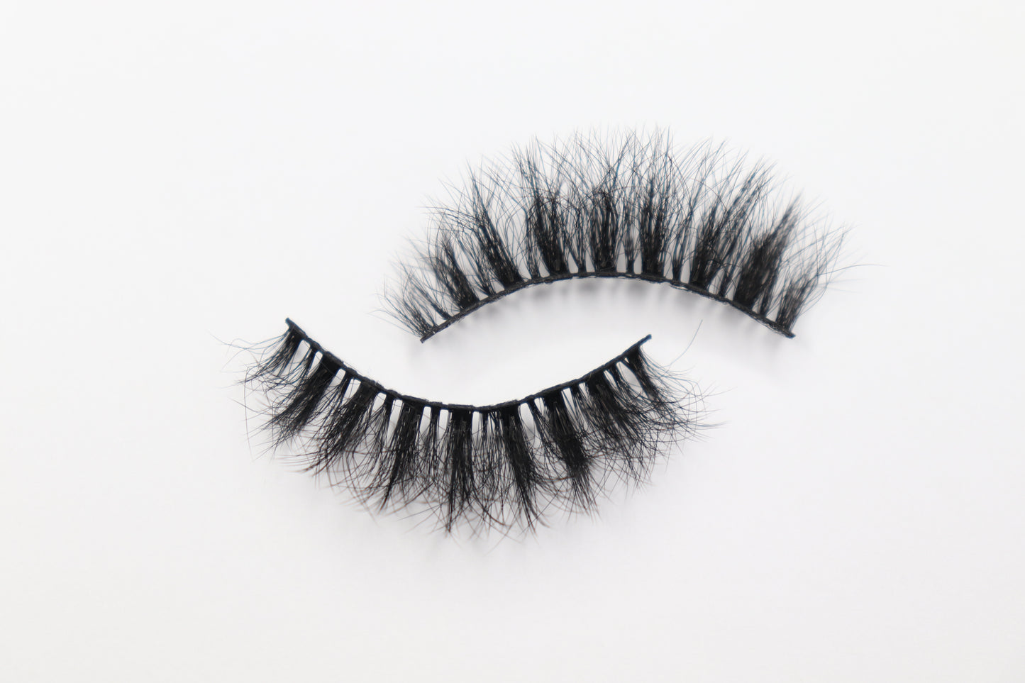 LASHES ( vicky )